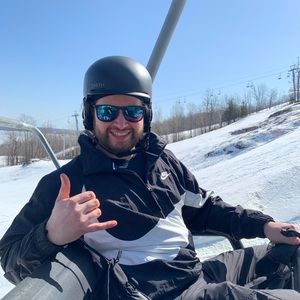 Meet your Posher, Kyle